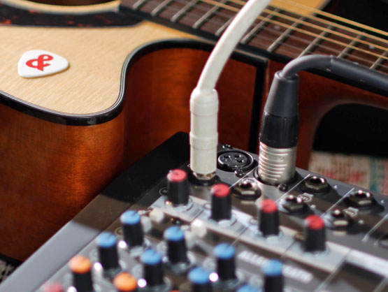 Allen-Heath-ZED_FULL_4K_MAI